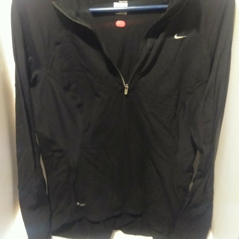 Nike Women's Size Small Pullover
